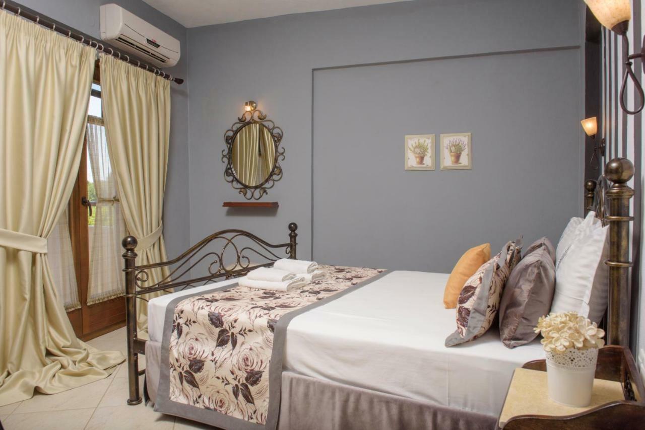 Apart Boutique Giorgos Đảo Amolianí Phòng bức ảnh